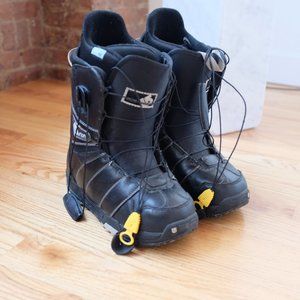Burton Mint Womens Snowboard Boots size 8